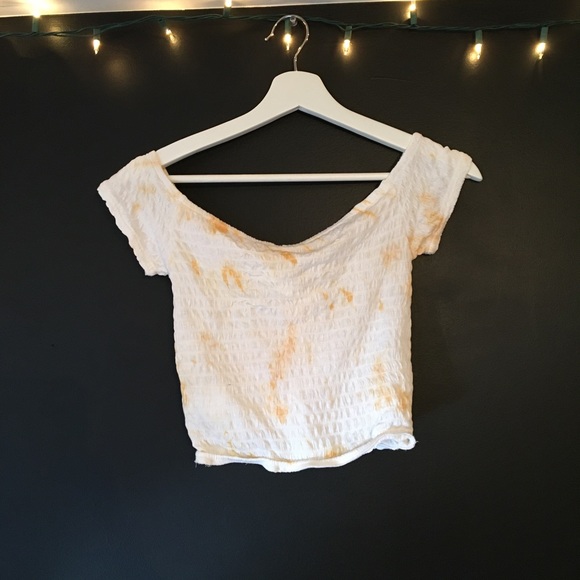 Off the shoulder yellow and white Crop top - Picture 3 of 3